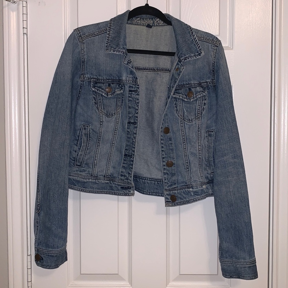 American Eagle Cropped Jean Jacket